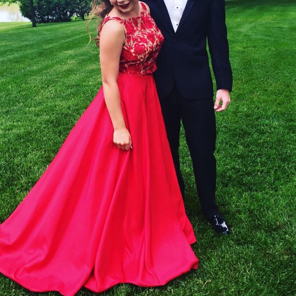 Sherri Hill Two piece red gown